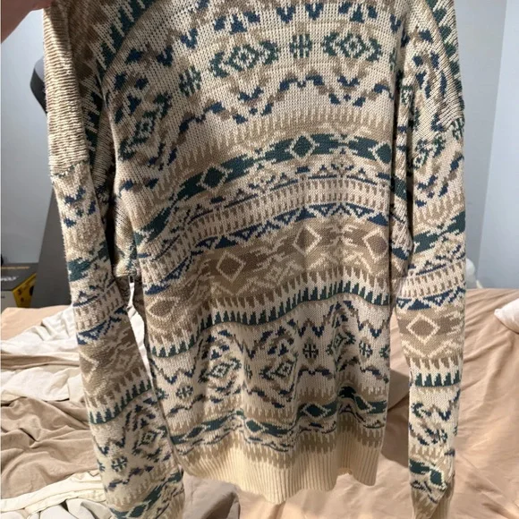Aztec sweater - Picture 2 of 3